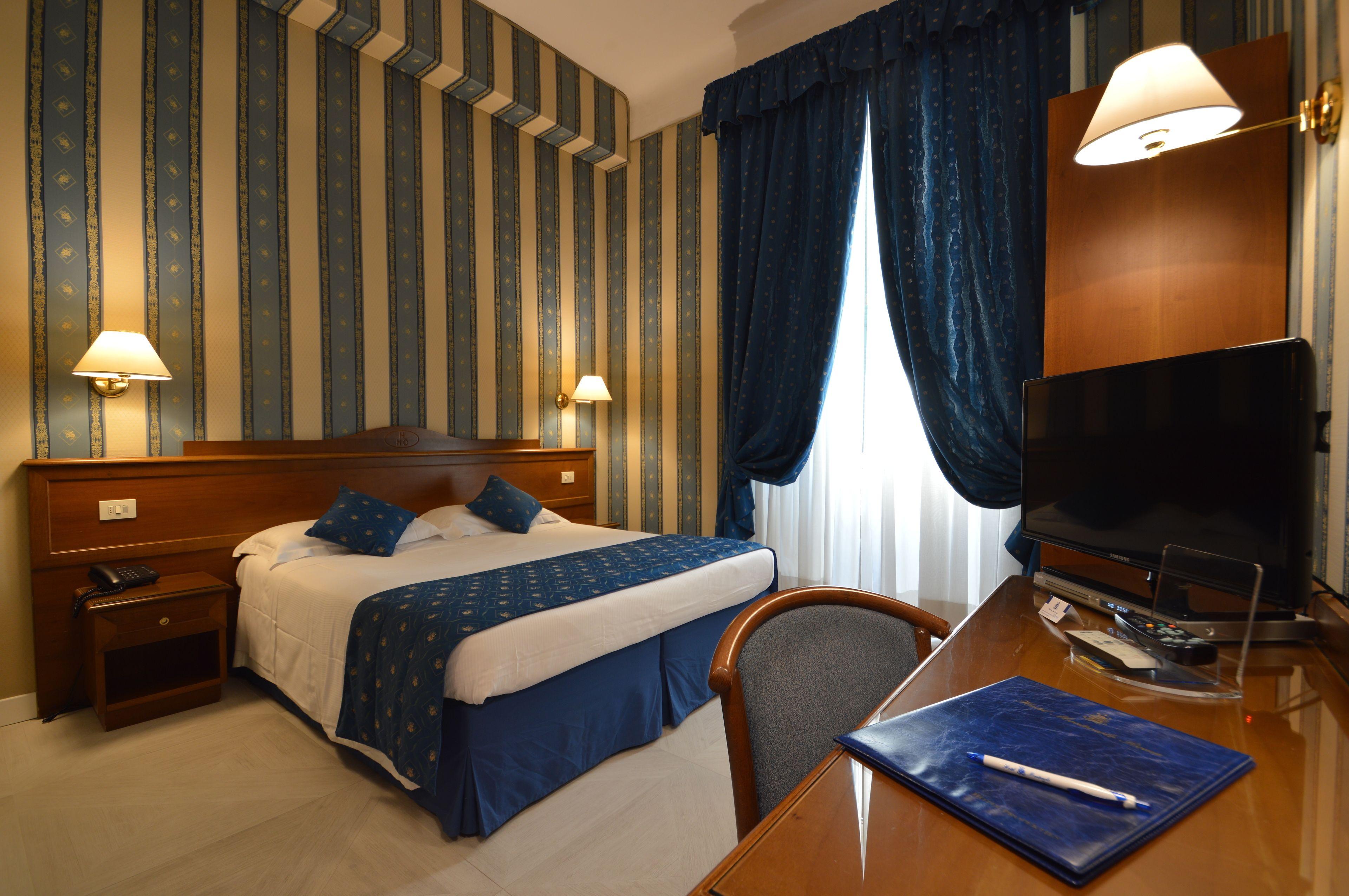 Hotel Montecarlo — Foto 2